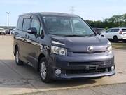 2009 TOYOTA VOXY Z