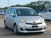 2011 TOYOTA RACTIS G