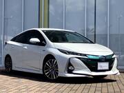 2017 TOYOTA PRIUS PHV
