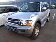 2000 MITSUBISHI PAJERO
