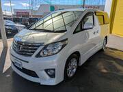 2013 TOYOTA ALPHARD 240S