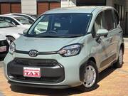 2022 TOYOTA SIENTA X