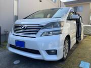 2010 TOYOTA VELLFIRE