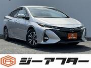 2017 TOYOTA PRIUS PHV