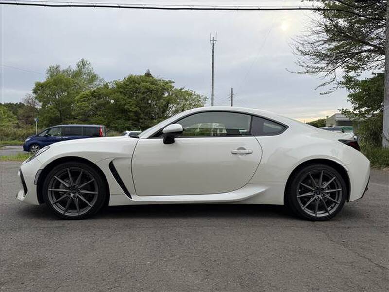 SUBARU BRZ