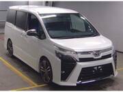 2020 TOYOTA VOXY