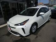 2019 TOYOTA PRIUS S