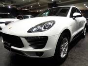 2015 PORSCHE MACAN