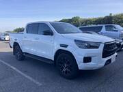 2023 TOYOTA HILUX