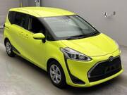 2022 TOYOTA SIENTA X