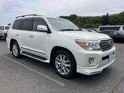 2013 TOYOTA LAND CRUISER