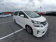 2013 TOYOTA VELLFIRE 2.4Z GOLDEN EYES