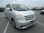 2009 TOYOTA NOAH X