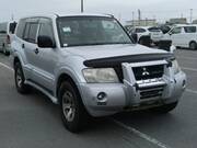 2003 MITSUBISHI PAJERO