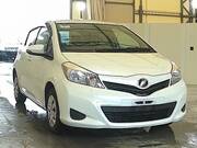 2013 TOYOTA VITZ F