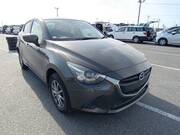 2017 MAZDA DEMIO 13S