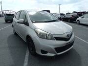 2013 TOYOTA VITZ F