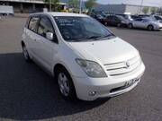 2005 TOYOTA IST