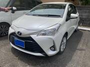 2017 TOYOTA VITZ F