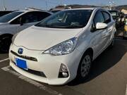 2013 TOYOTA AQUA