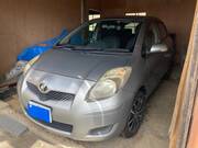2009 TOYOTA VITZ F