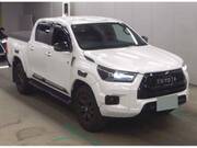 2023 TOYOTA HILUX
