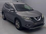 2017 NISSAN X-TRAIL
