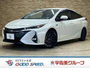 2019 TOYOTA PRIUS PHV