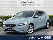 2018 VOLVO V40