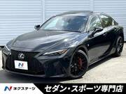 2021 LEXUS IS