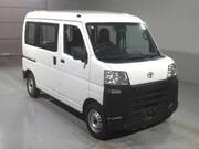 2022 TOYOTA PIXIS VAN