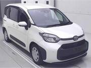 2022 TOYOTA SIENTA G