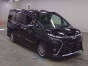 2021 TOYOTA VOXY