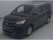 2021 TOYOTA NOAH X