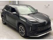 2025 TOYOTA YARIS CROSS