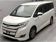 2019 TOYOTA NOAH