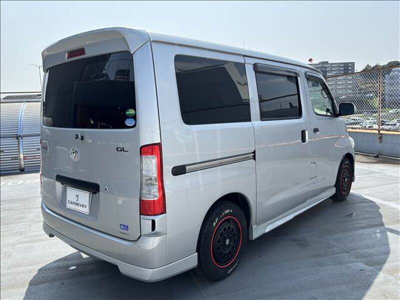 TOYOTA TOWNACE VAN