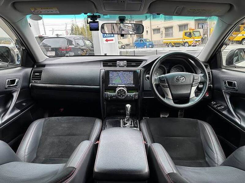 TOYOTA MARK X