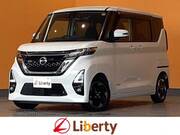 2022 NISSAN ROOX