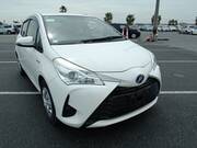 2017 TOYOTA VITZ