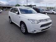 2013 MITSUBISHI OUTLANDER PHEV