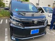 2017 TOYOTA VOXY