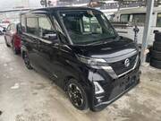 2022 NISSAN ROOX