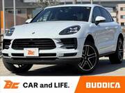 2019 PORSCHE MACAN