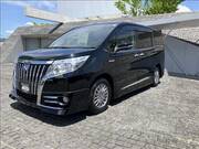 2015 TOYOTA ESQUIRE