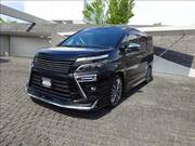 2018 TOYOTA VOXY