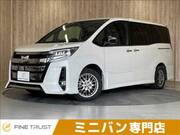 2020 TOYOTA NOAH