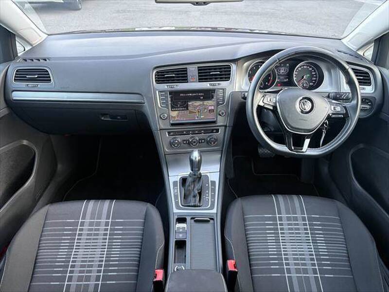 VOLKSWAGEN GOLF VARIANT