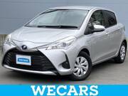 2017 TOYOTA VITZ HYBRID　F