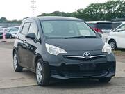 2011 TOYOTA RACTIS X